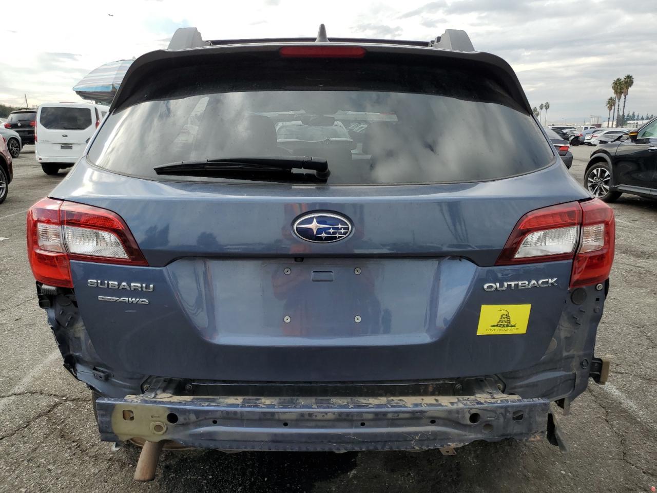 2018 SUBARU Outback