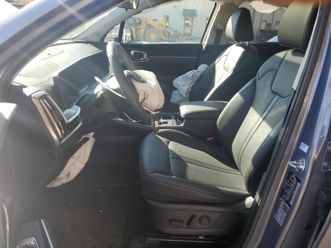 2025 KIA SORENTO