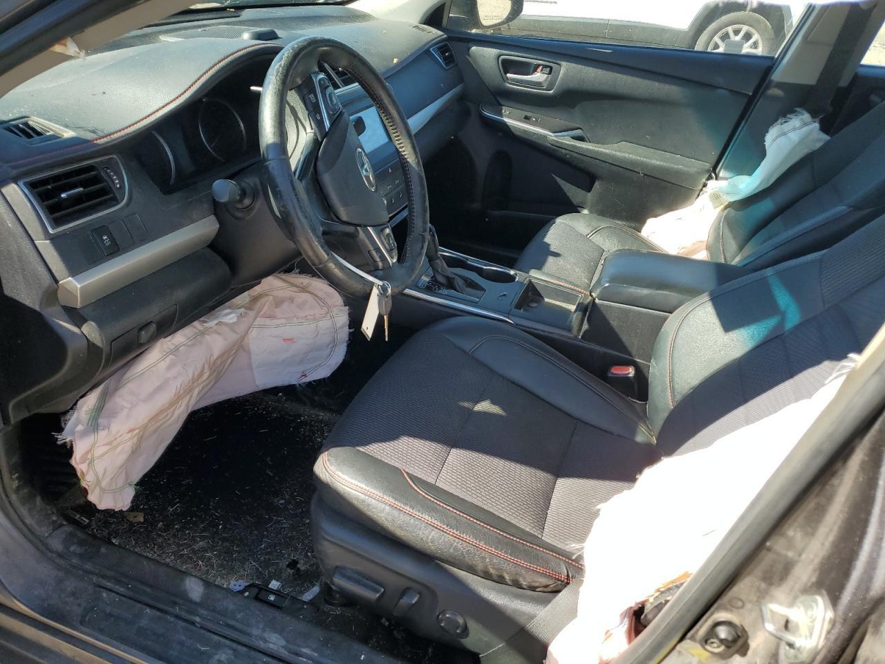 2017 TOYOTA CAMRY