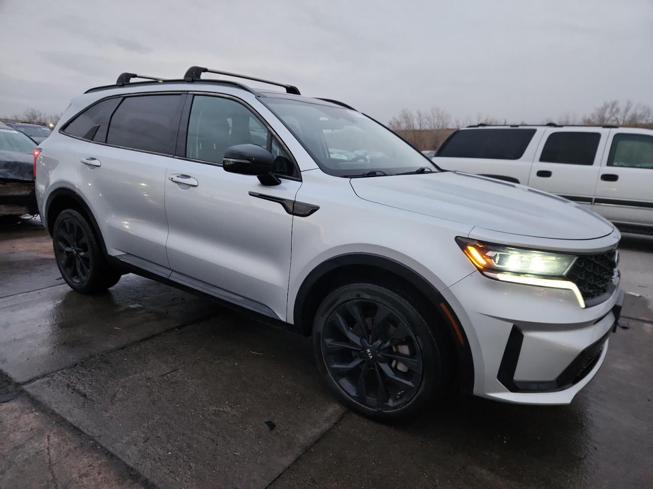 2021 KIA SORENTO