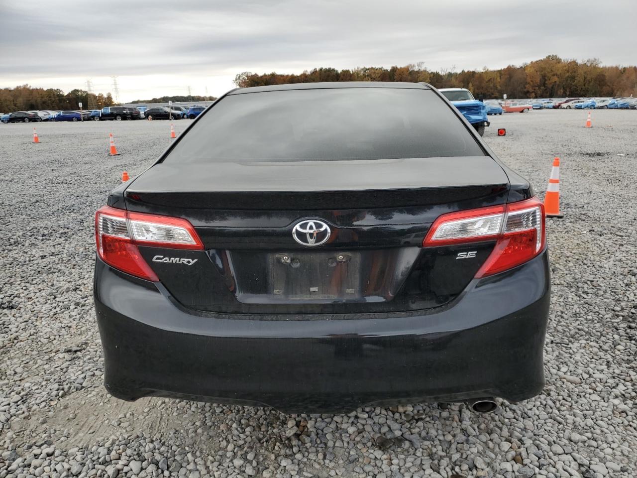 2013 TOYOTA CAMRY