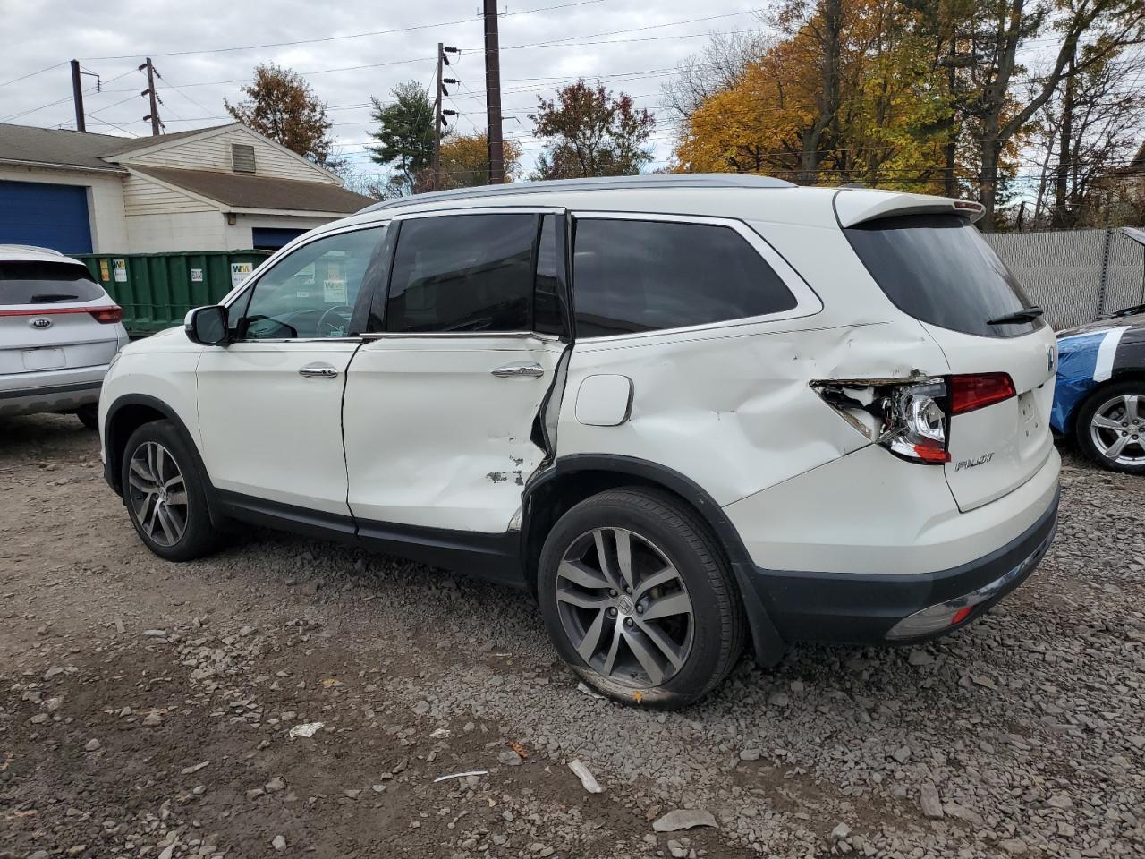 2017 HONDA PILOT