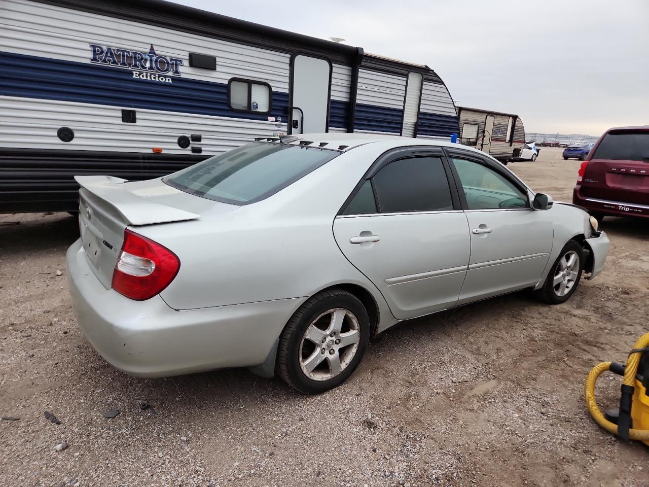 2002 TOYOTA CAMRY
