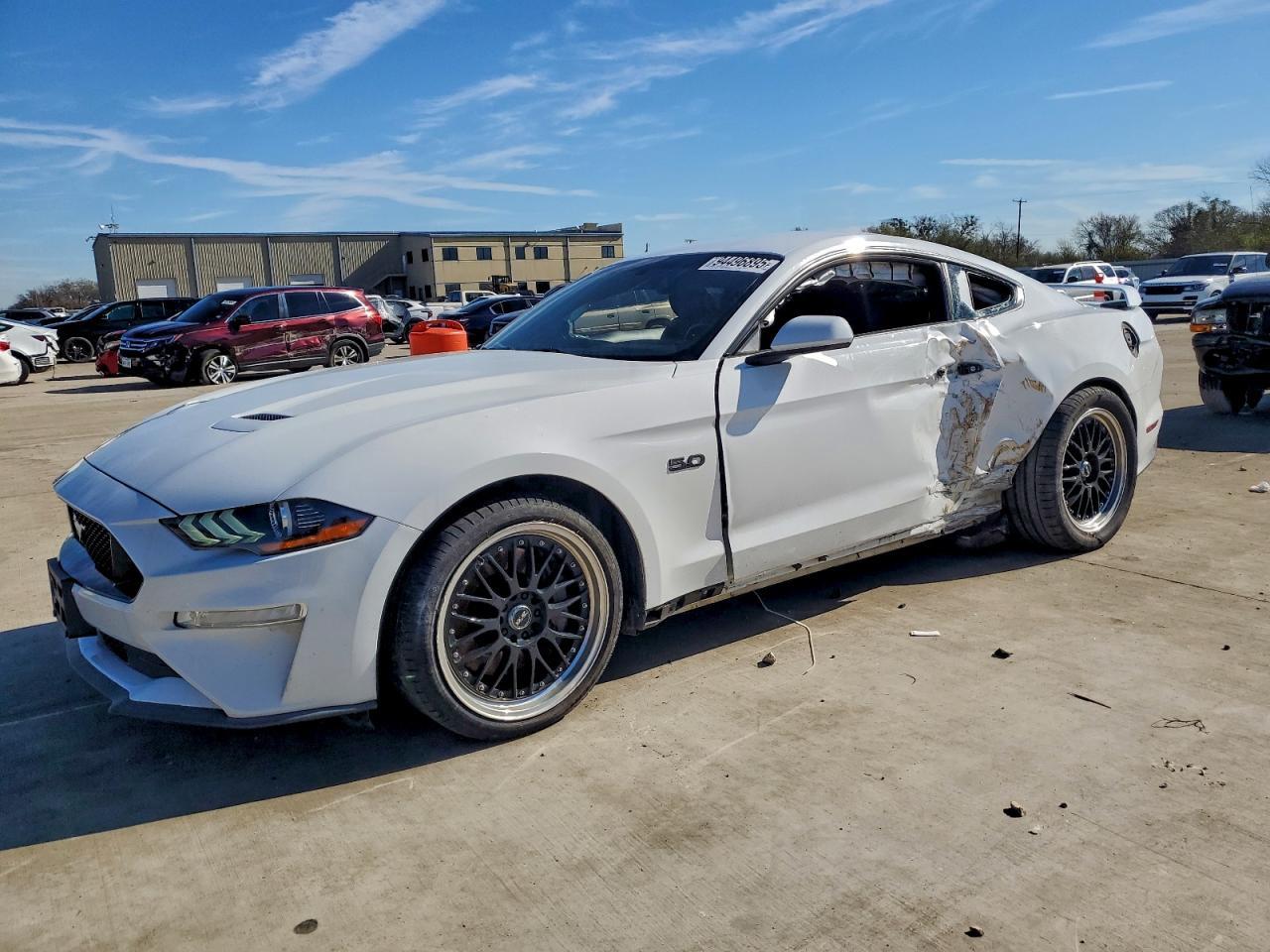2019 FORD MUSTANG