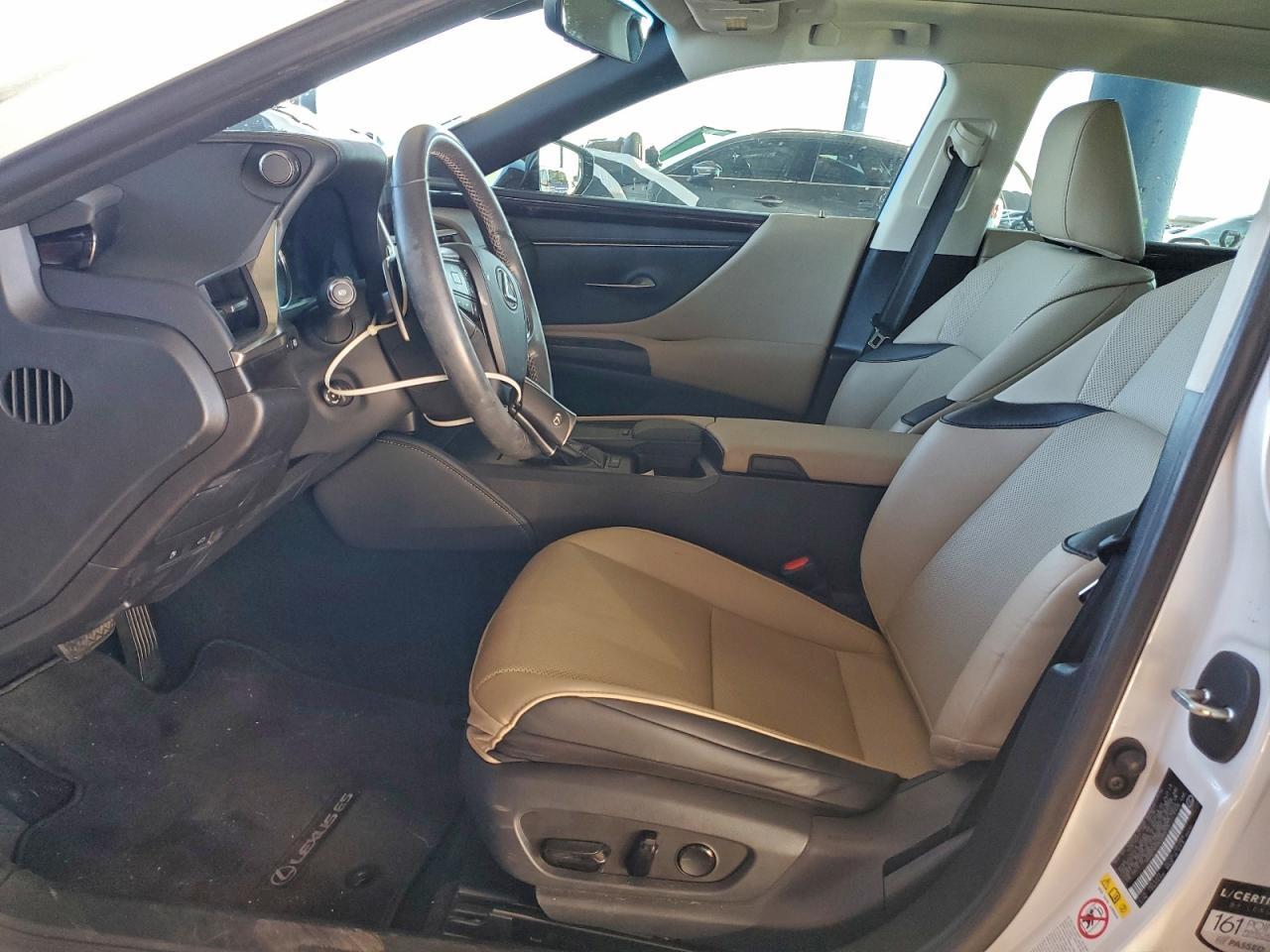 2019 LEXUS ES 350