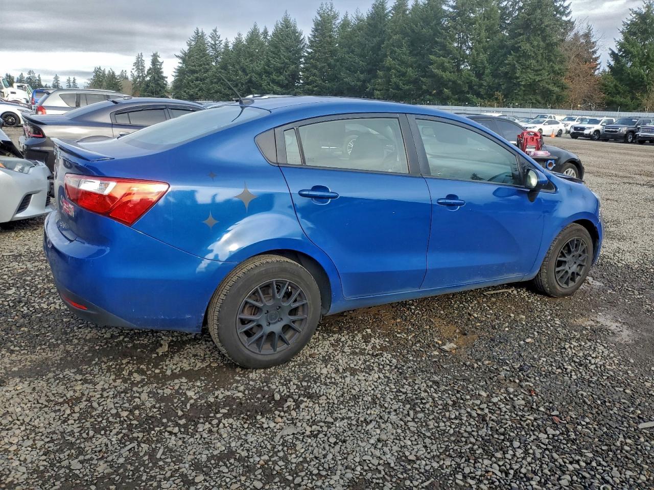 2013 KIA RIO