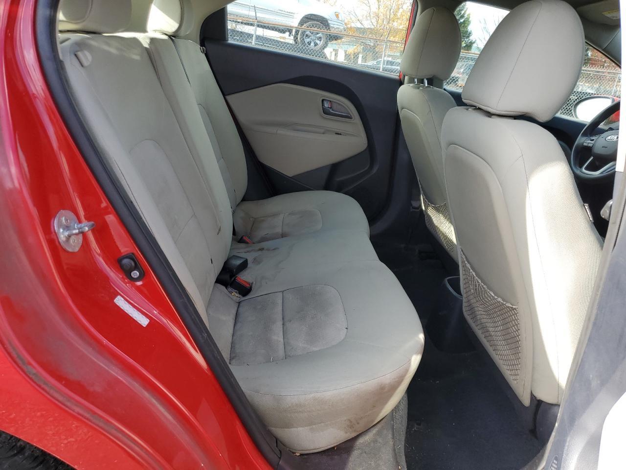 2013 KIA RIO
