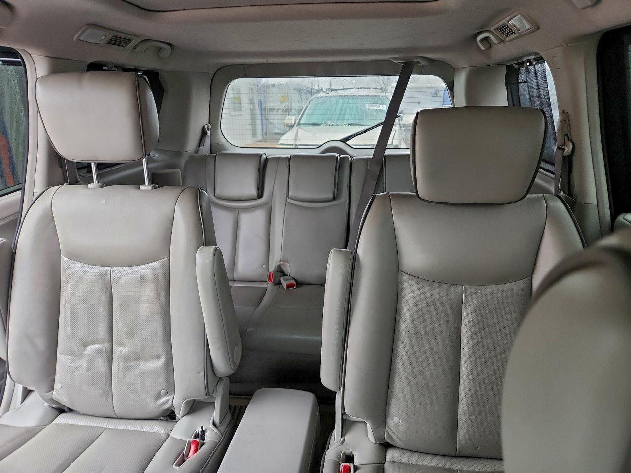 2013 NISSAN Quest