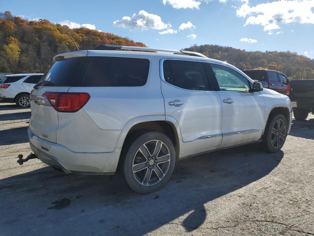 2017 GMC ACADIA