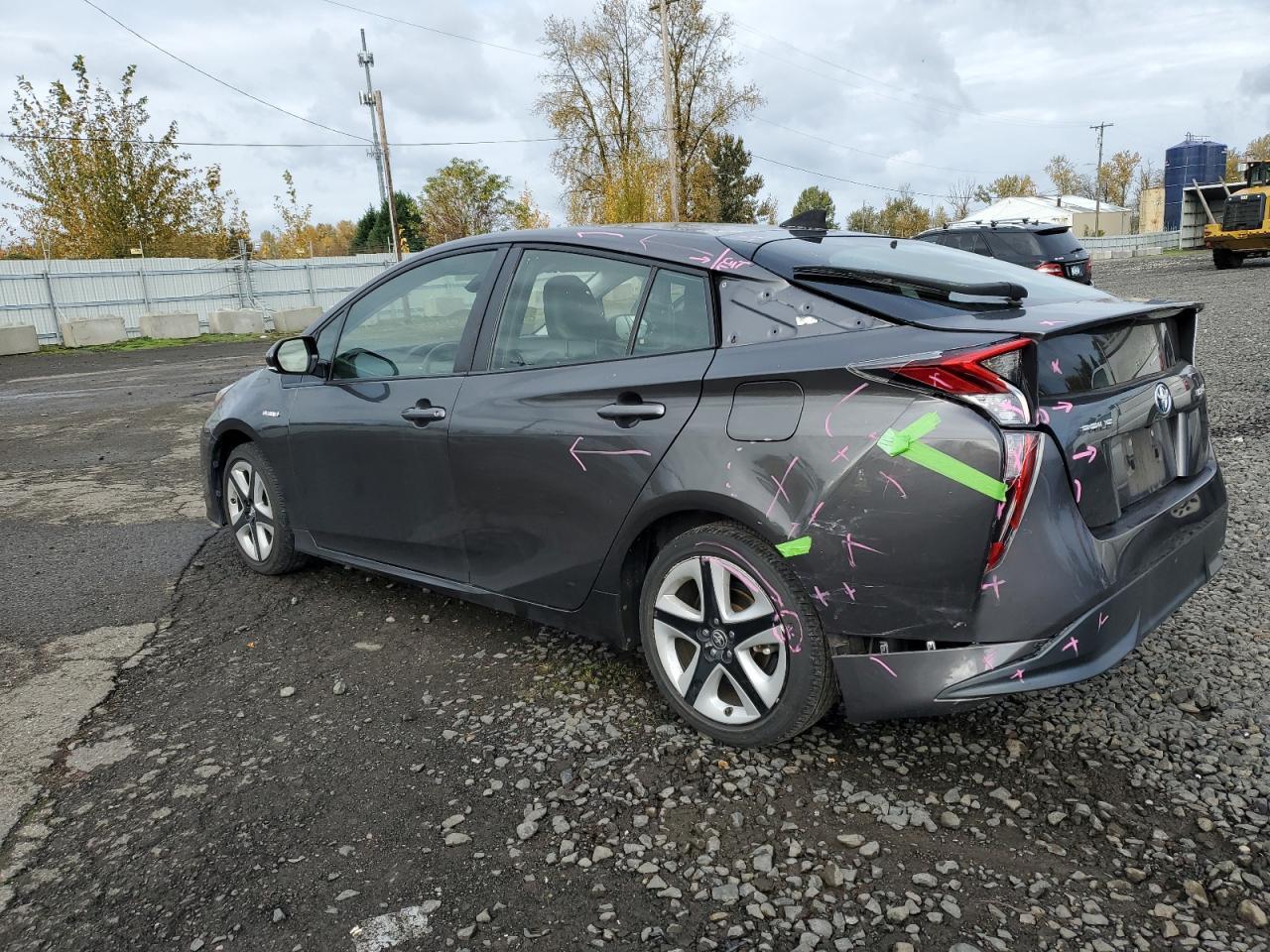 2016 TOYOTA PRIUS