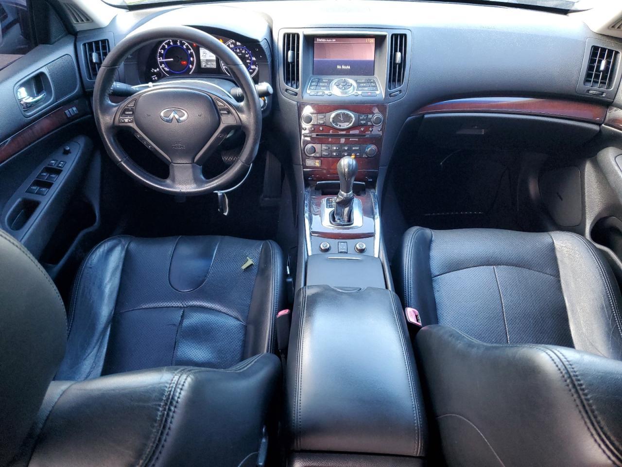 2012 INFINITI G37