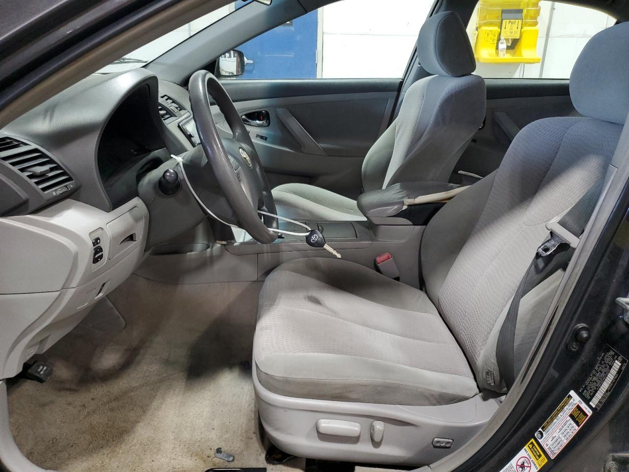 2011 TOYOTA CAMRY