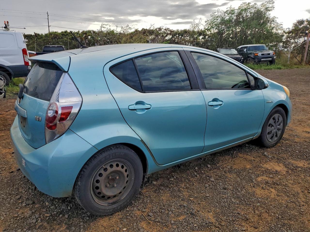 2012 TOYOTA Prius c