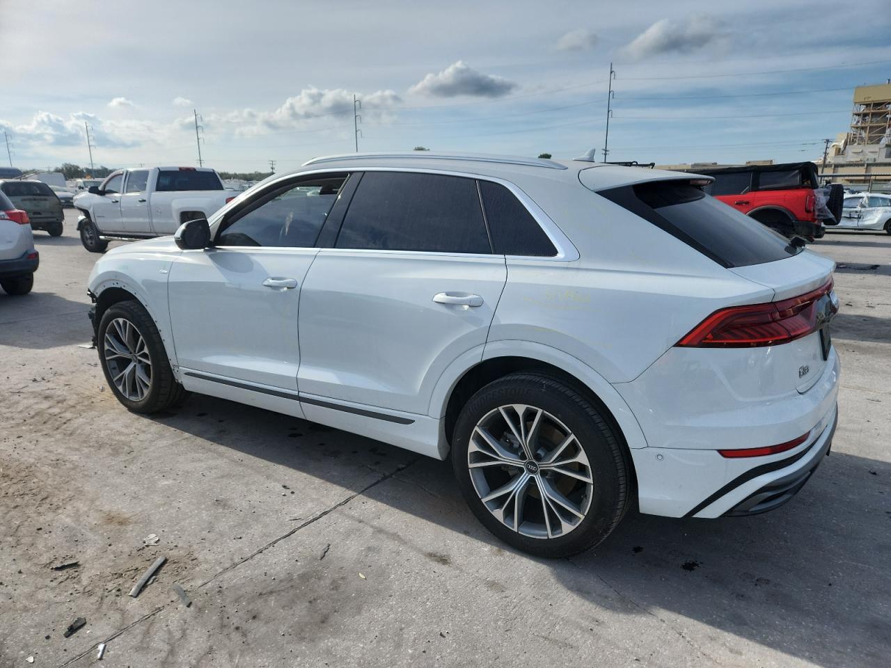 2021 AUDI Q8