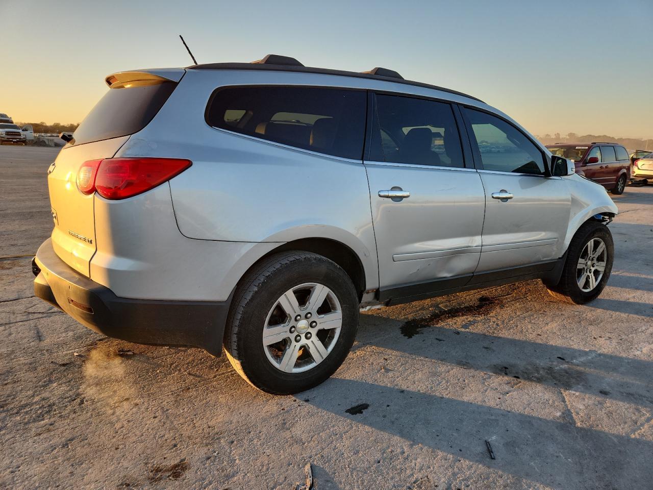 2011 CHEVROLET TRAVERSE