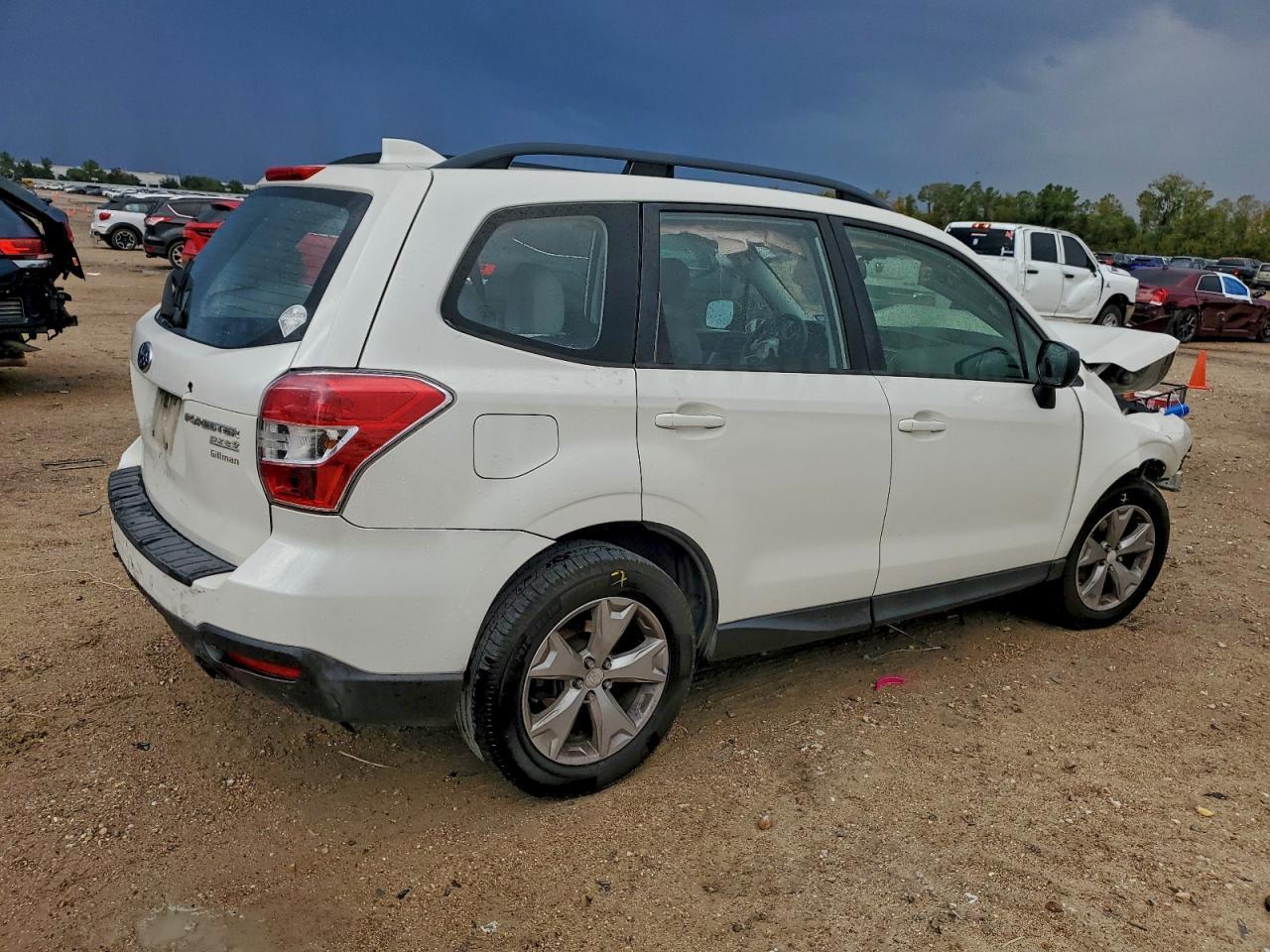 2016 SUBARU FORESTER