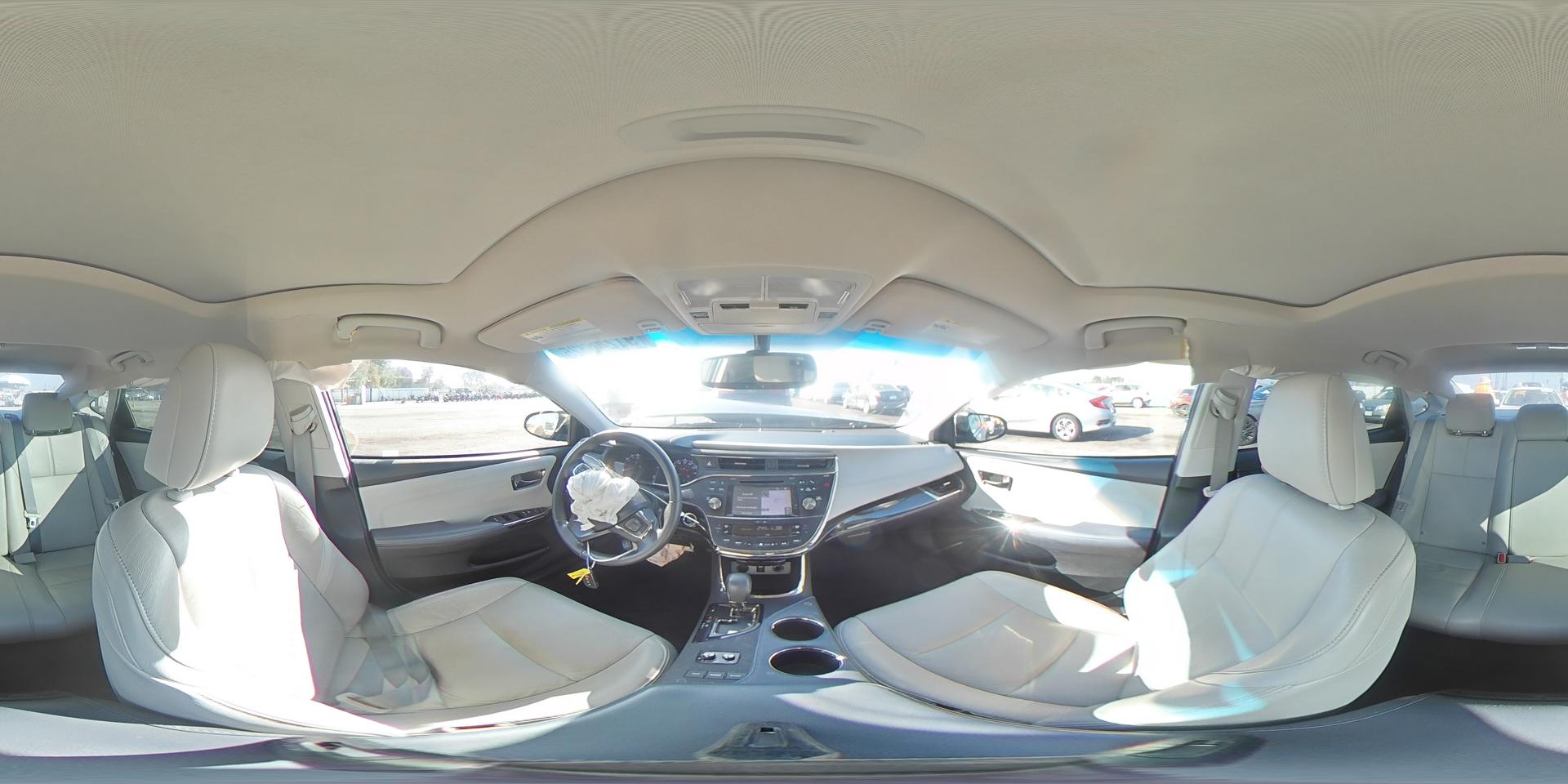 2015 TOYOTA Avalon