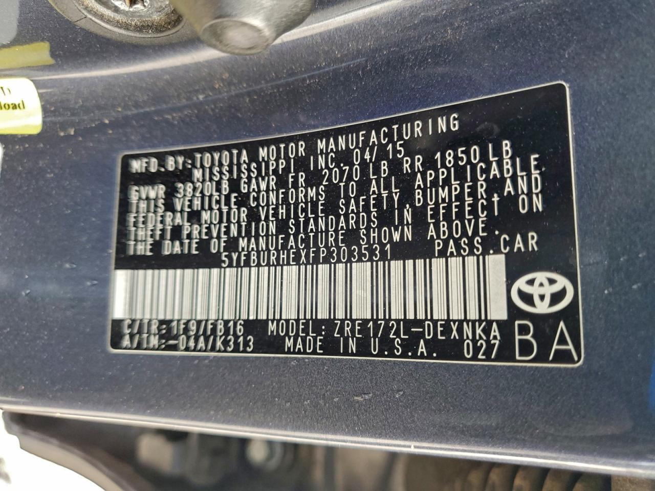 2015 TOYOTA COROLLA