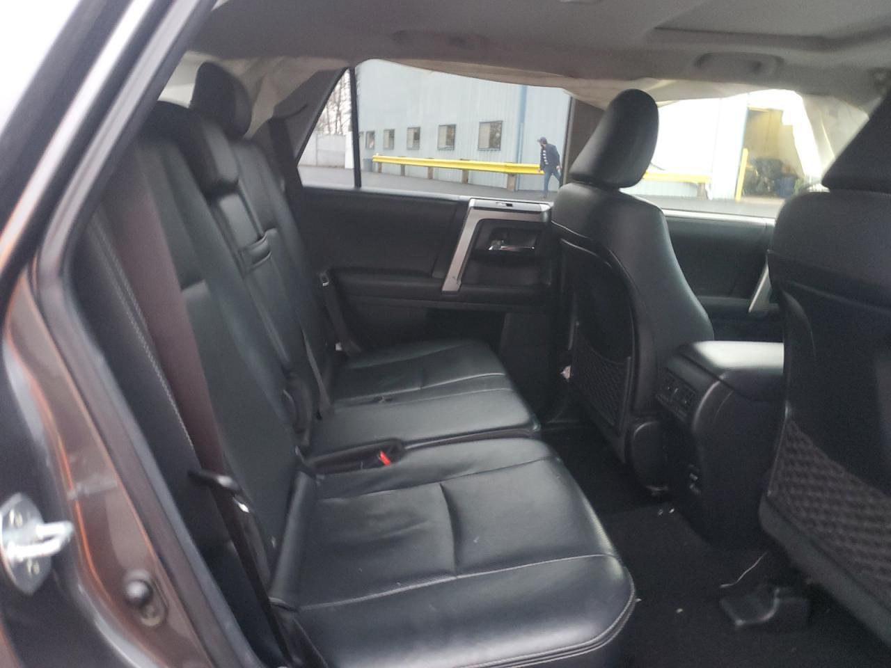 2018 TOYOTA 4Runner