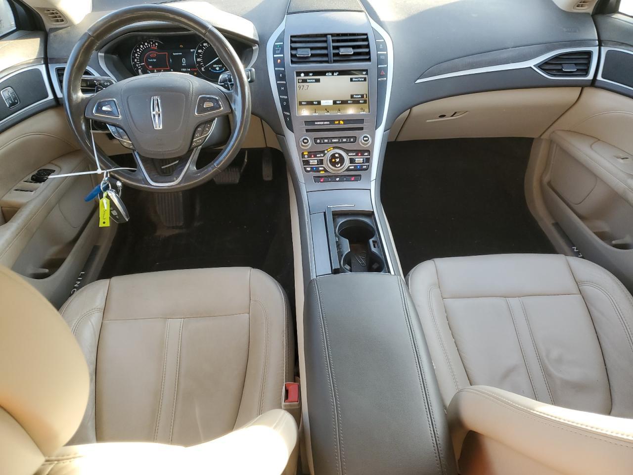 2017 LINCOLN MKZ