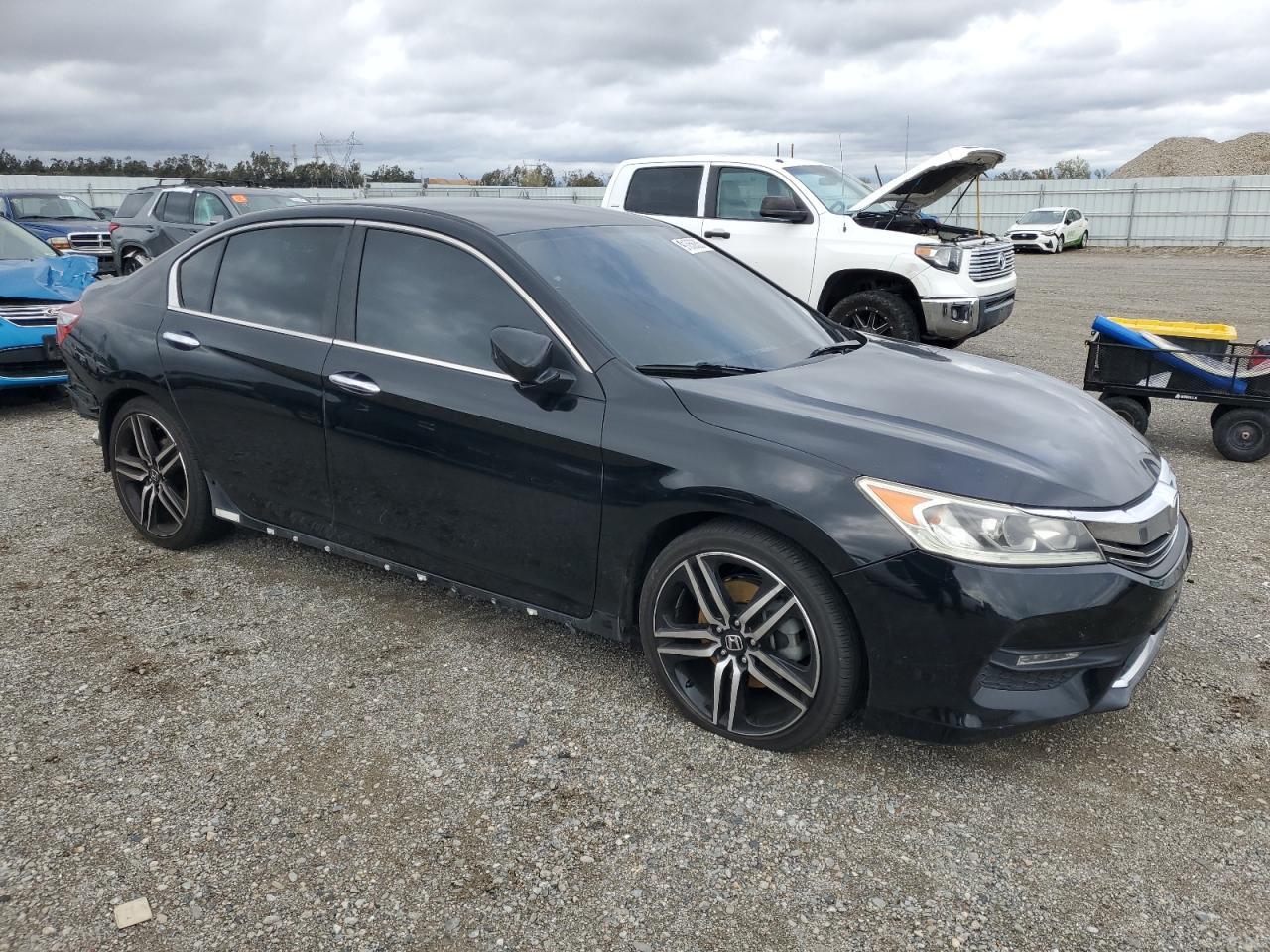 2017 HONDA ACCORD