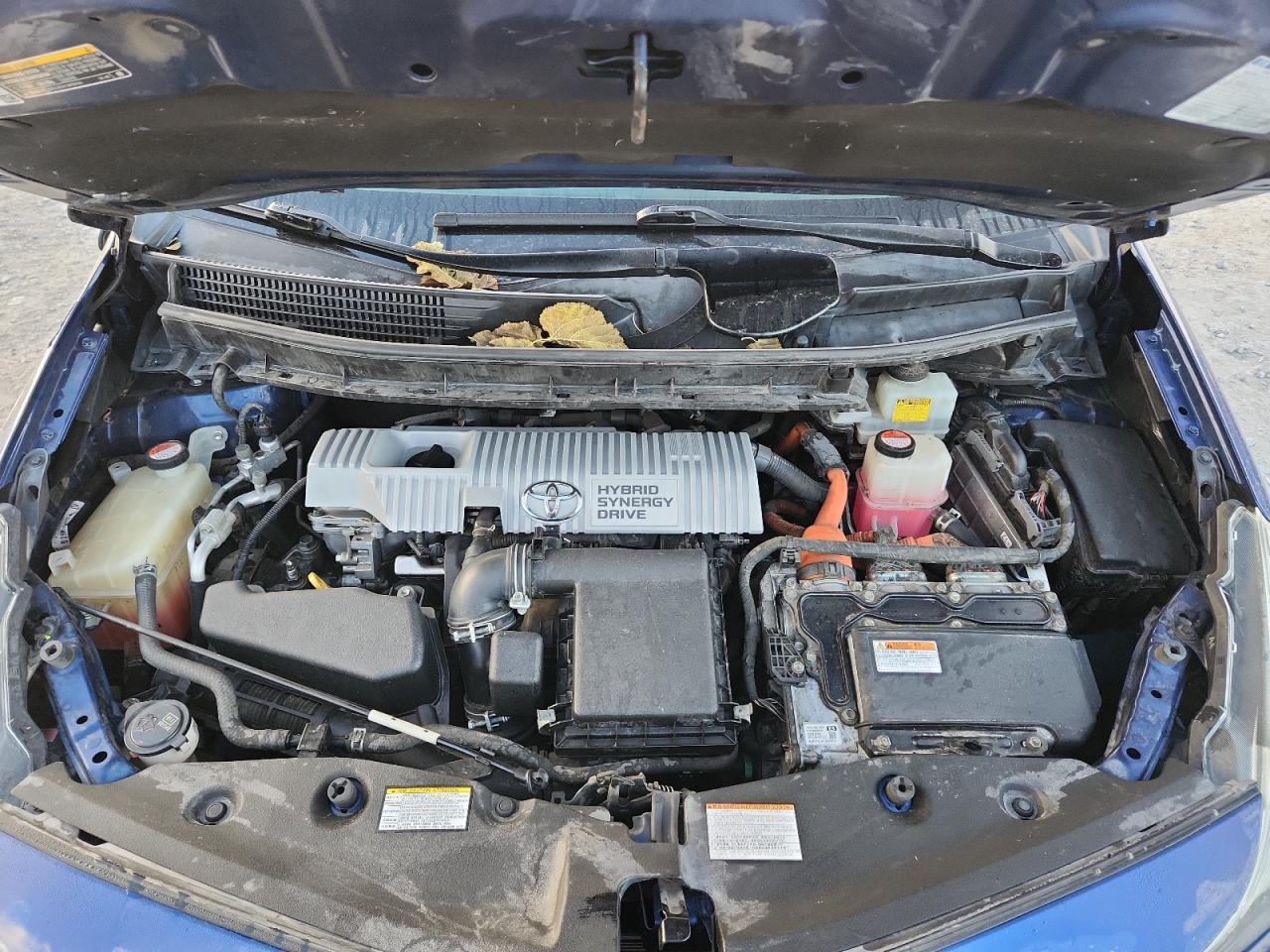 2016 TOYOTA PRIUS V
