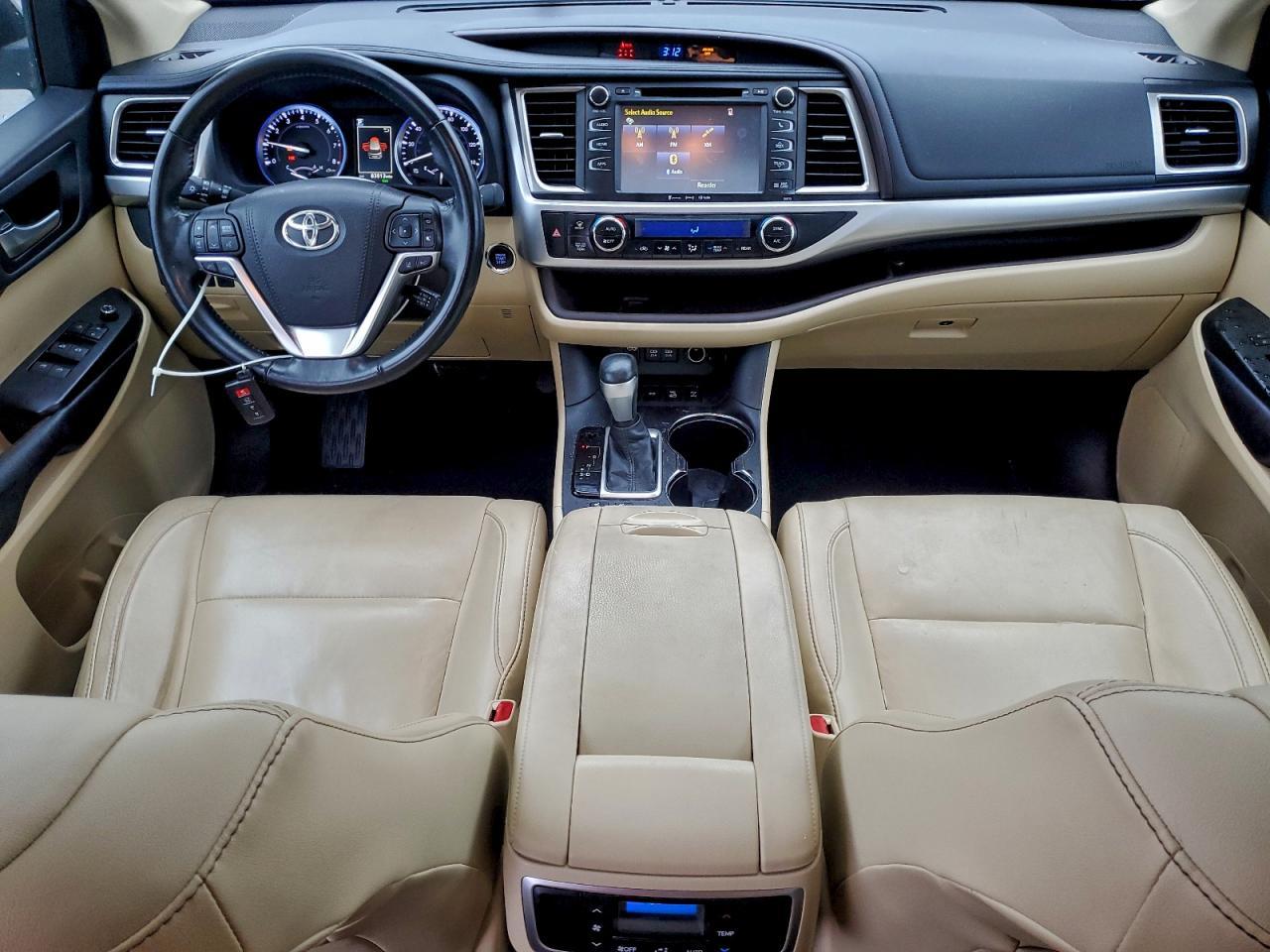 2017 TOYOTA HIGHLANDER