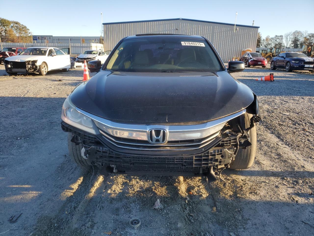 2017 HONDA ACCORD