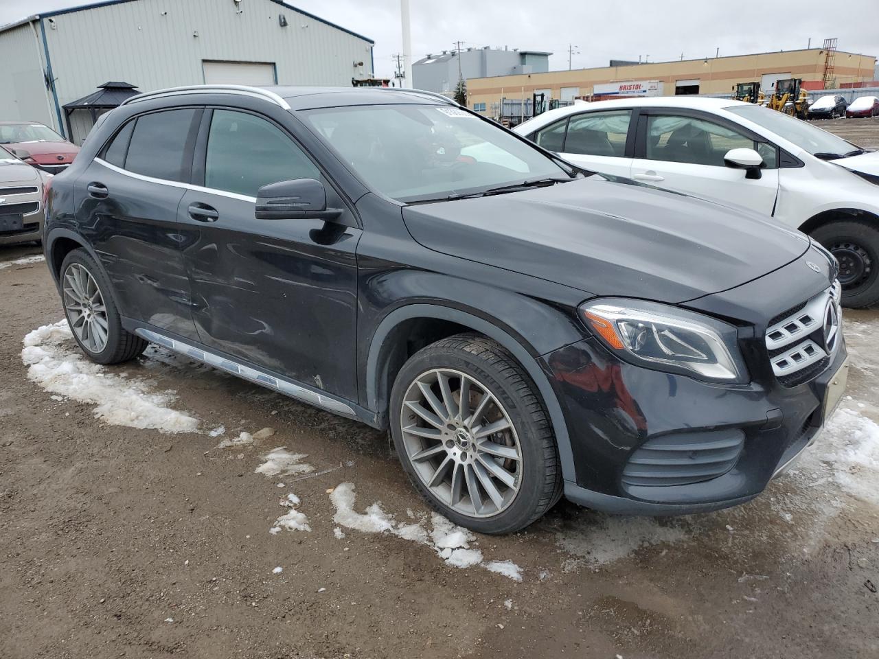 2018 MERCEDES-BENZ GLA-Class