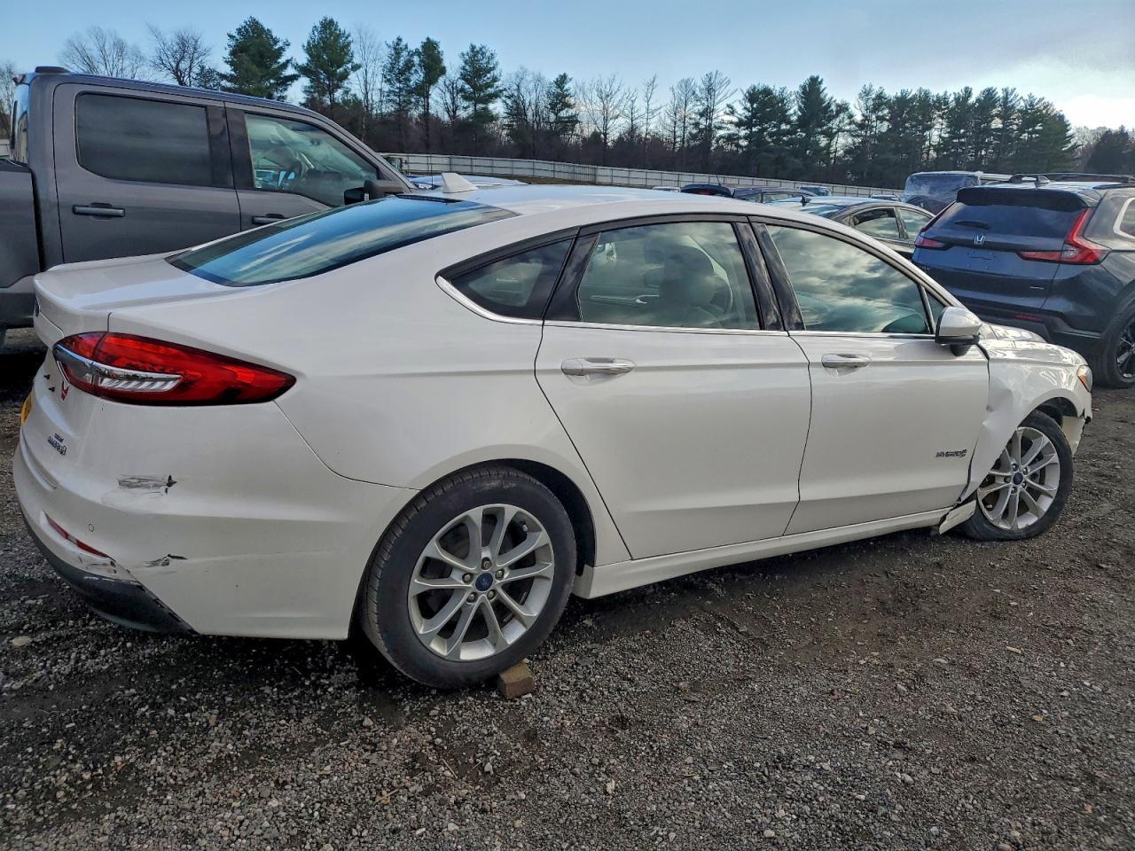 2019 FORD FUSION
