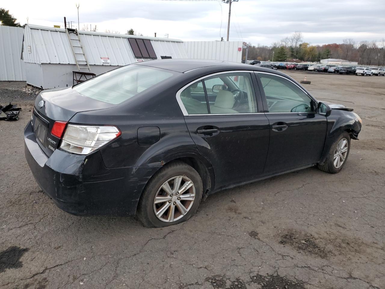 2010 SUBARU Legacy