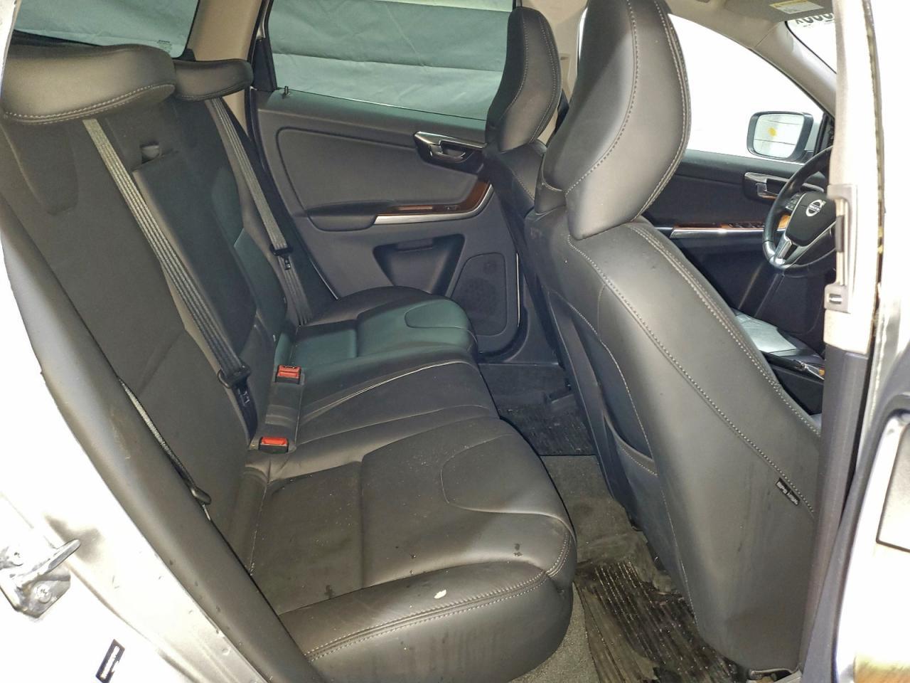 2017 VOLVO XC60