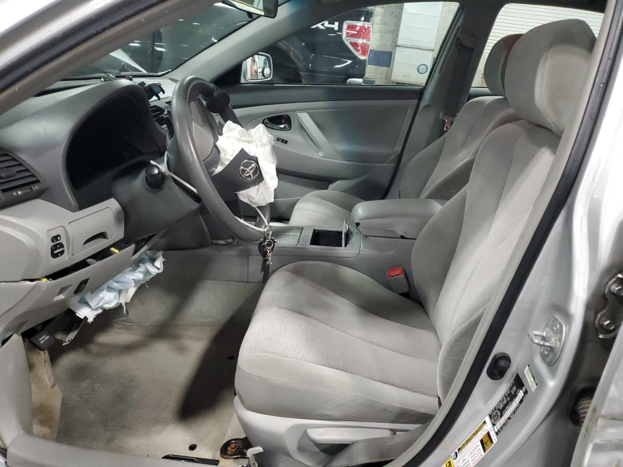 2011 TOYOTA CAMRY