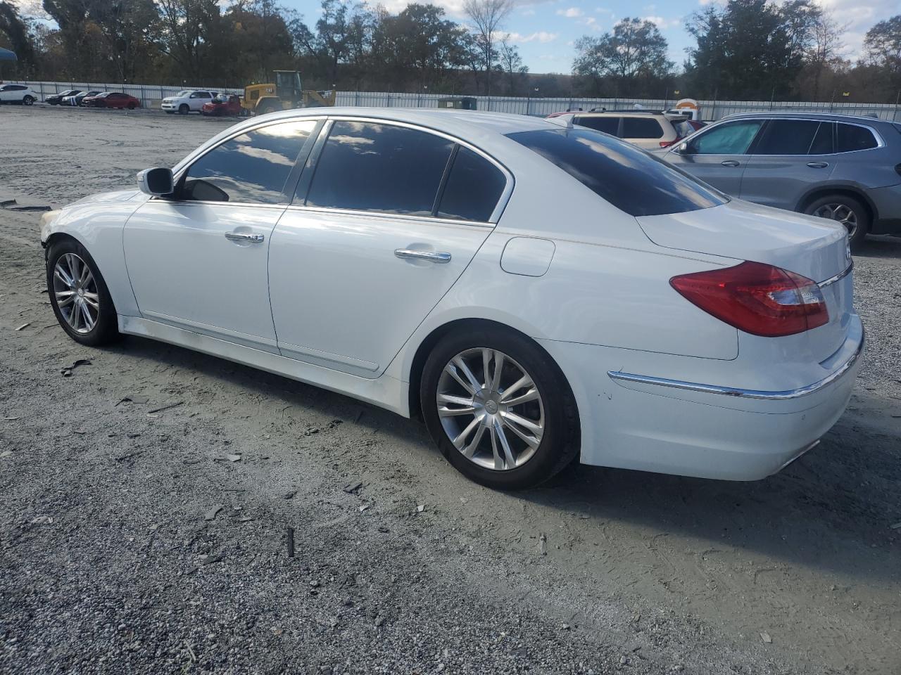 2013 HYUNDAI GENESIS