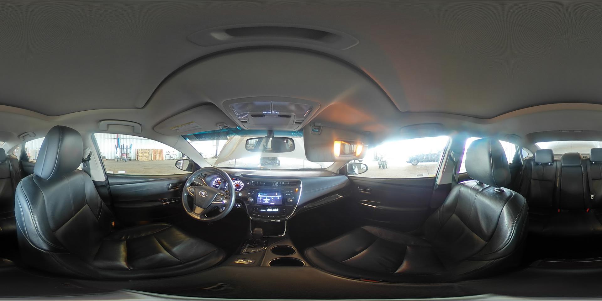 2015 TOYOTA Avalon