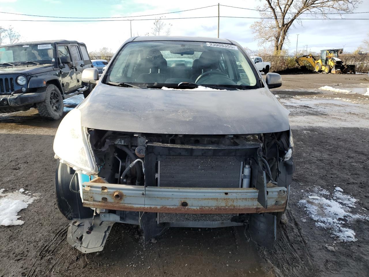 2012 NISSAN VERSA