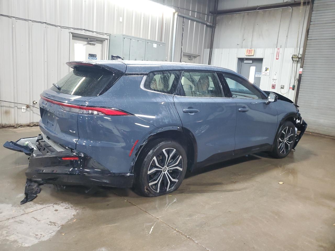 2025 TOYOTA Crown