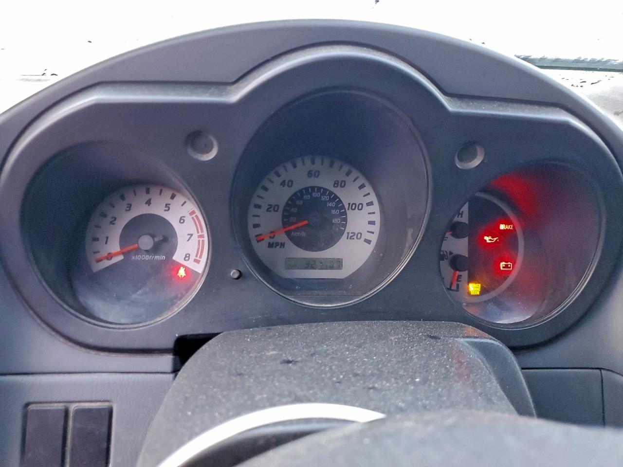 2004 NISSAN Frontier