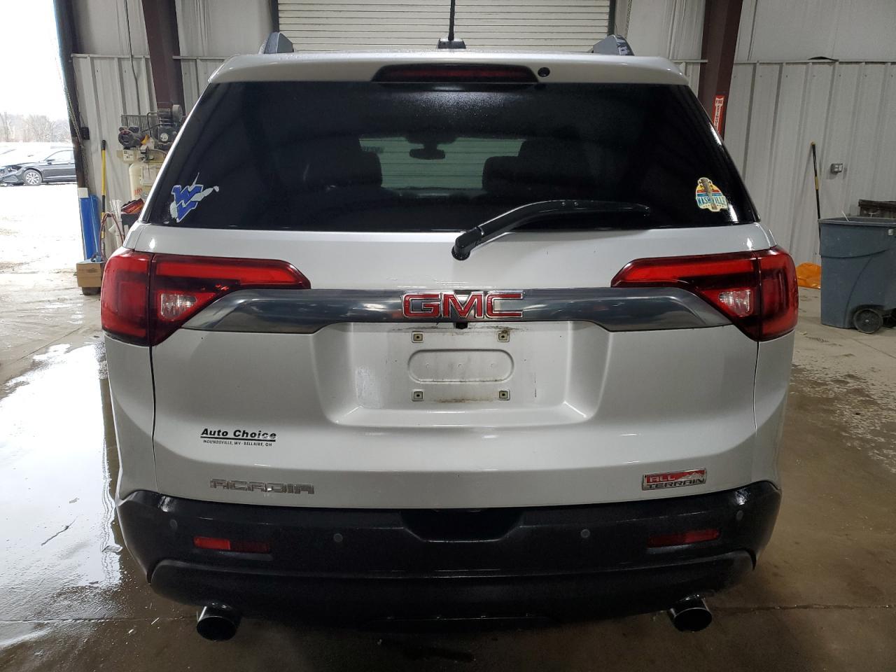 2017 GMC ACADIA