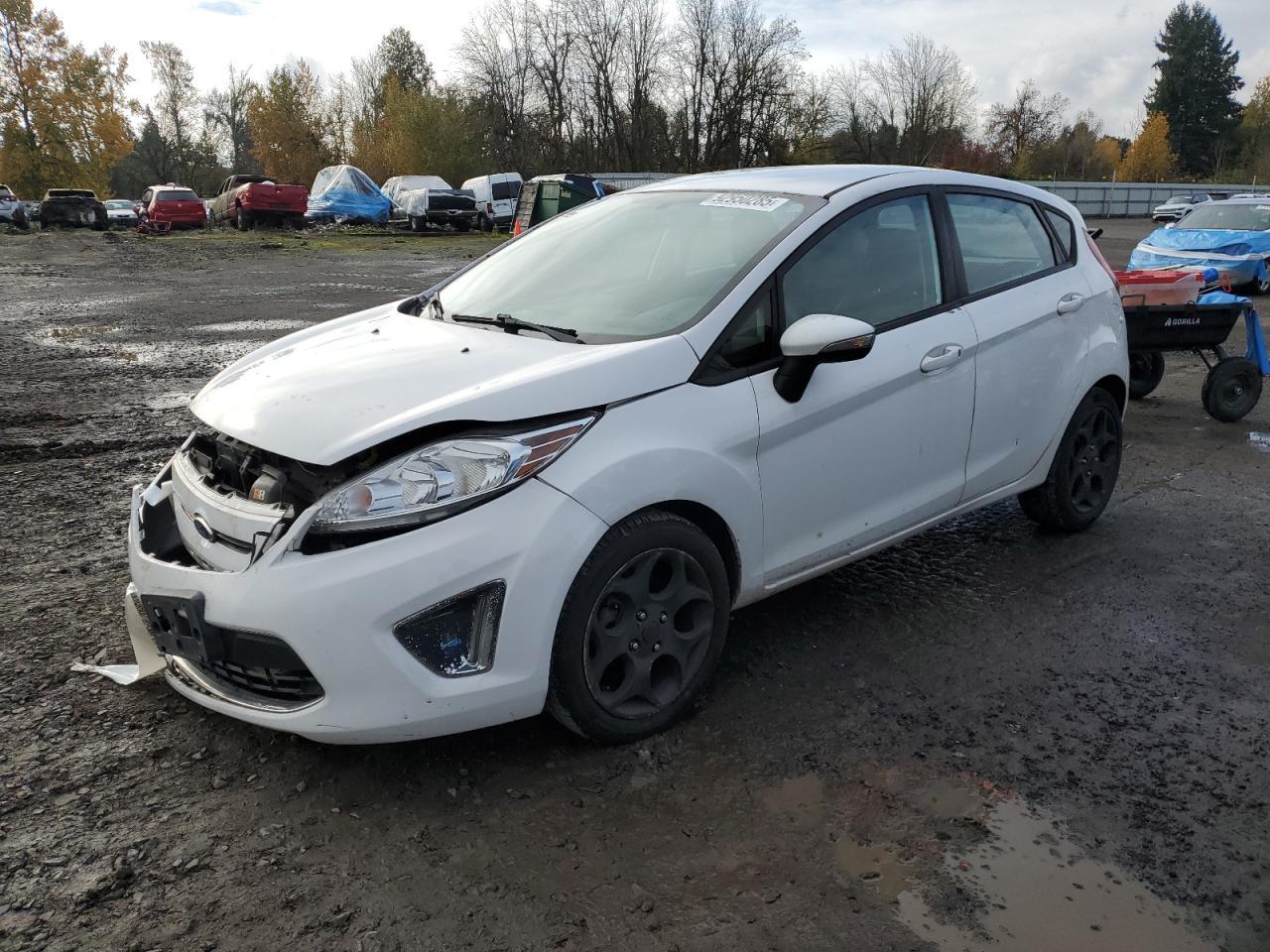 2011 FORD Fiesta