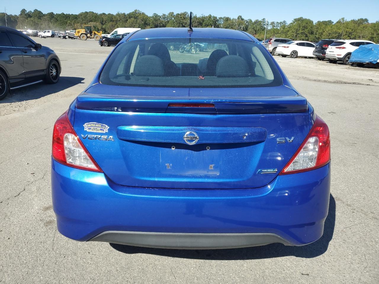 2016 NISSAN VERSA