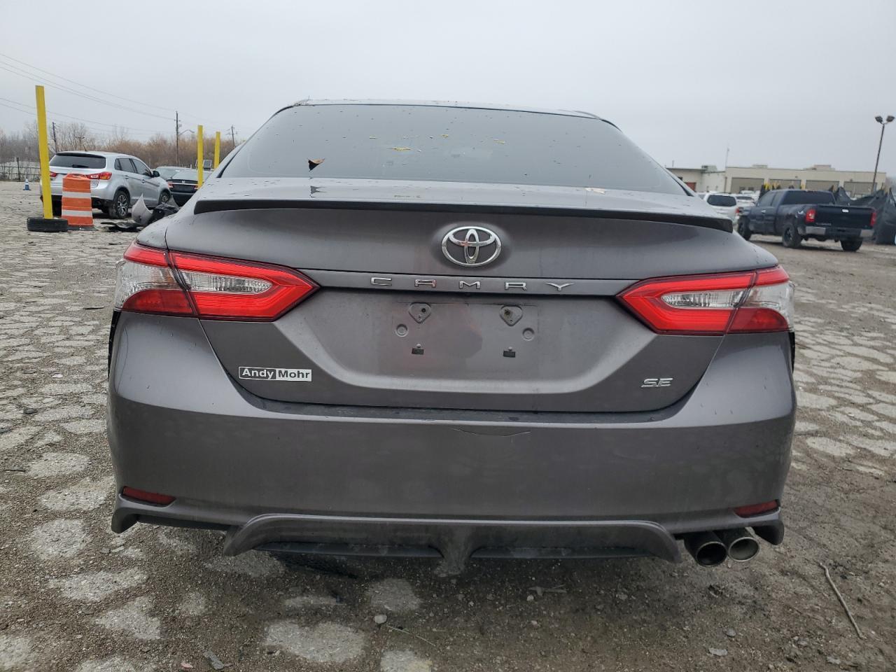 2018 TOYOTA CAMRY
