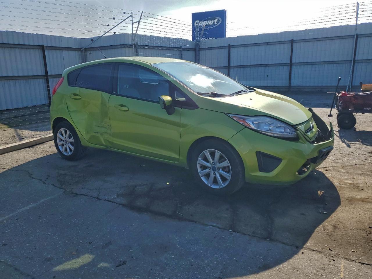 2011 FORD Fiesta