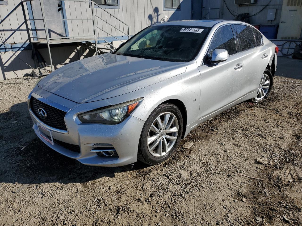 2015 INFINITI Q50
