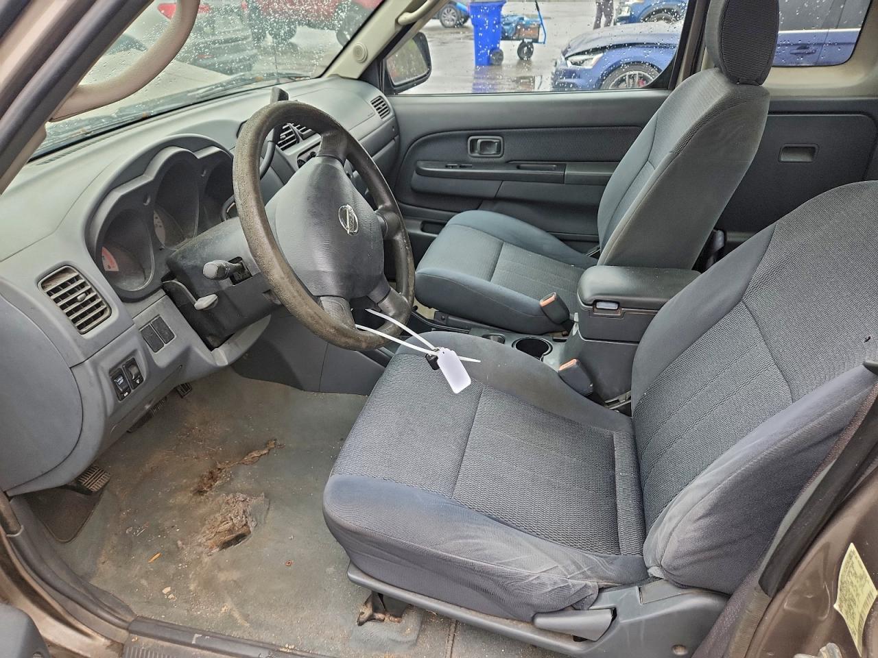 2004 NISSAN Frontier