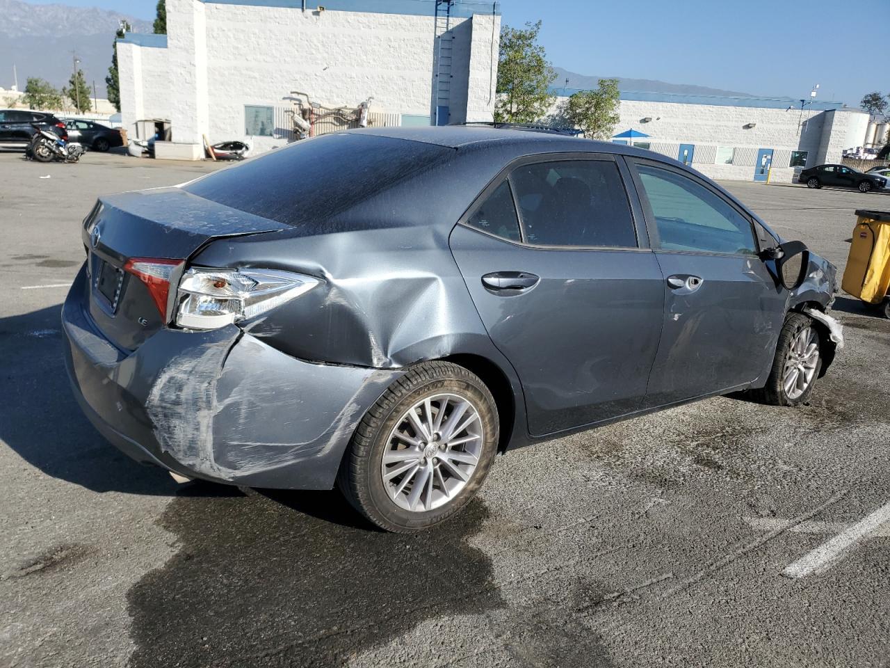 2015 TOYOTA COROLLA