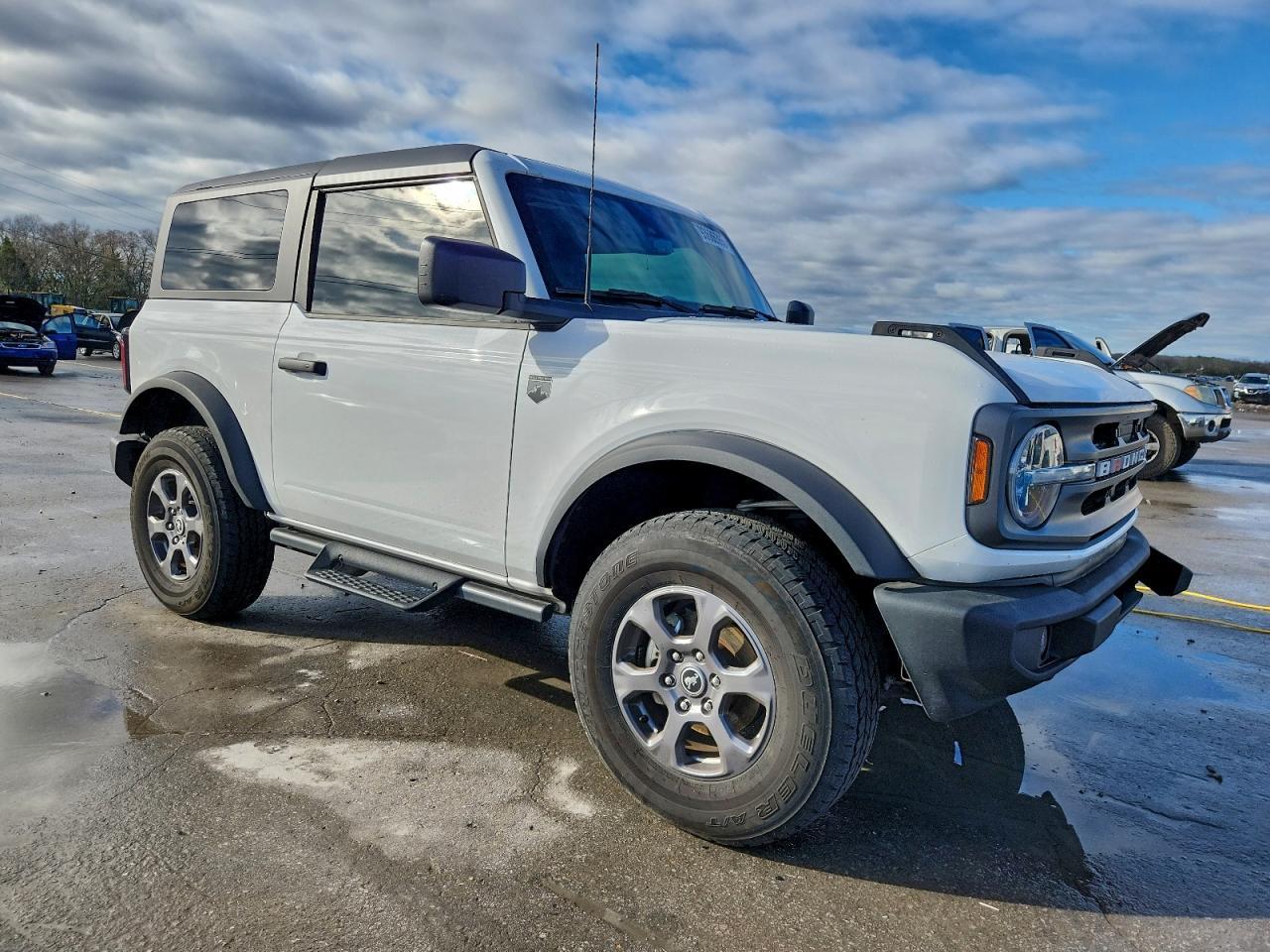 2023 FORD Bronco