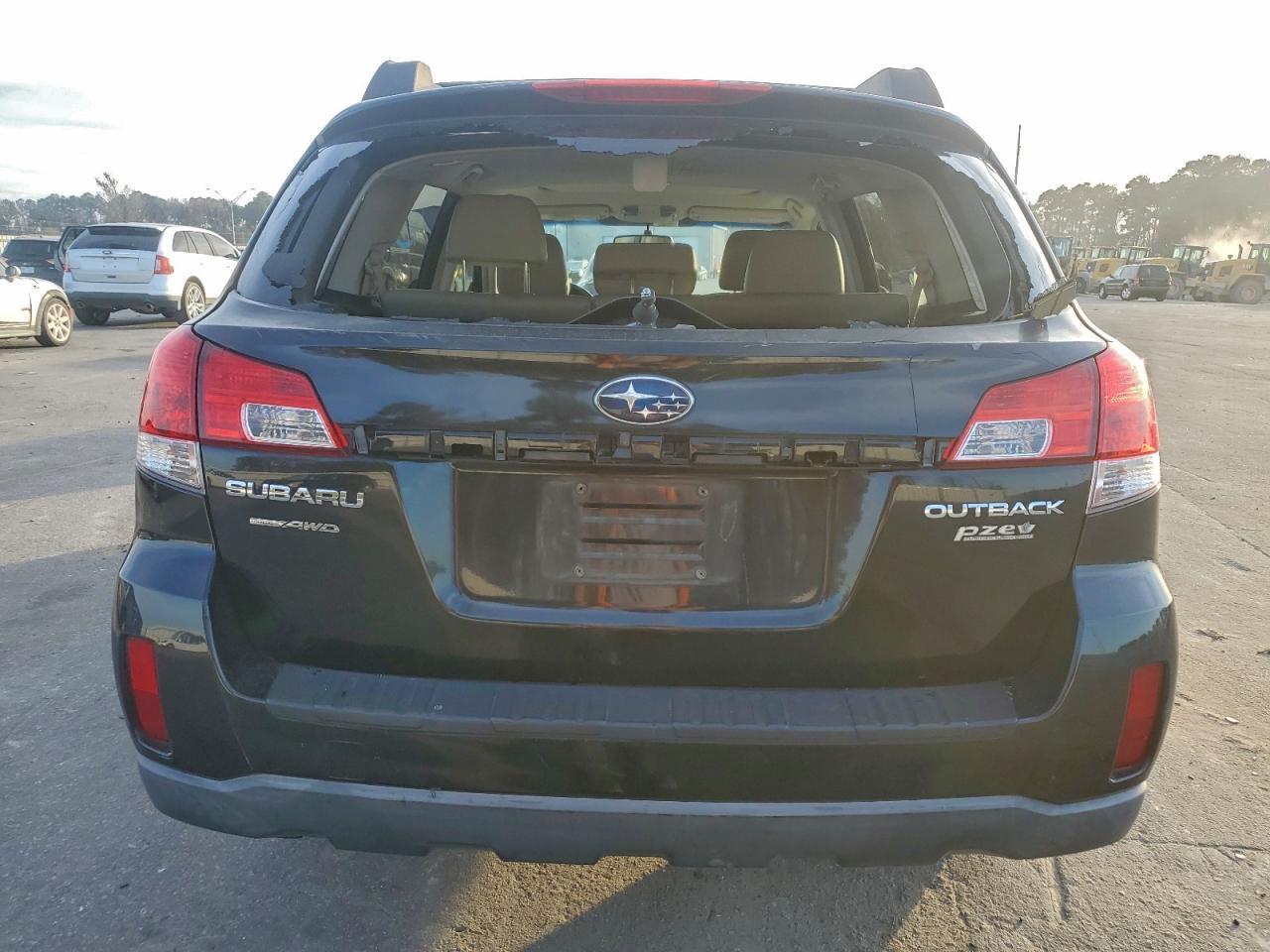 2010 SUBARU Outback