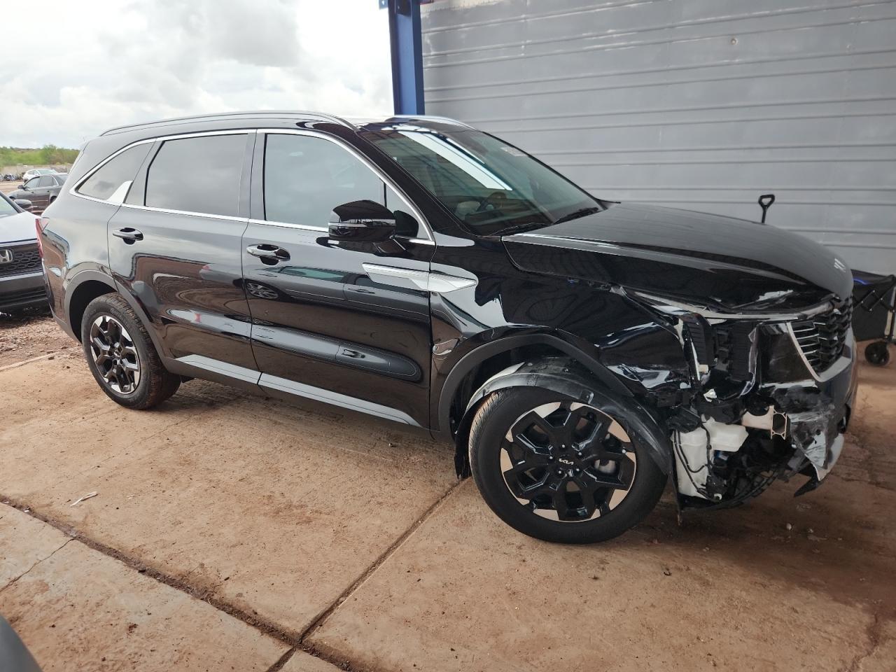2025 KIA SORENTO