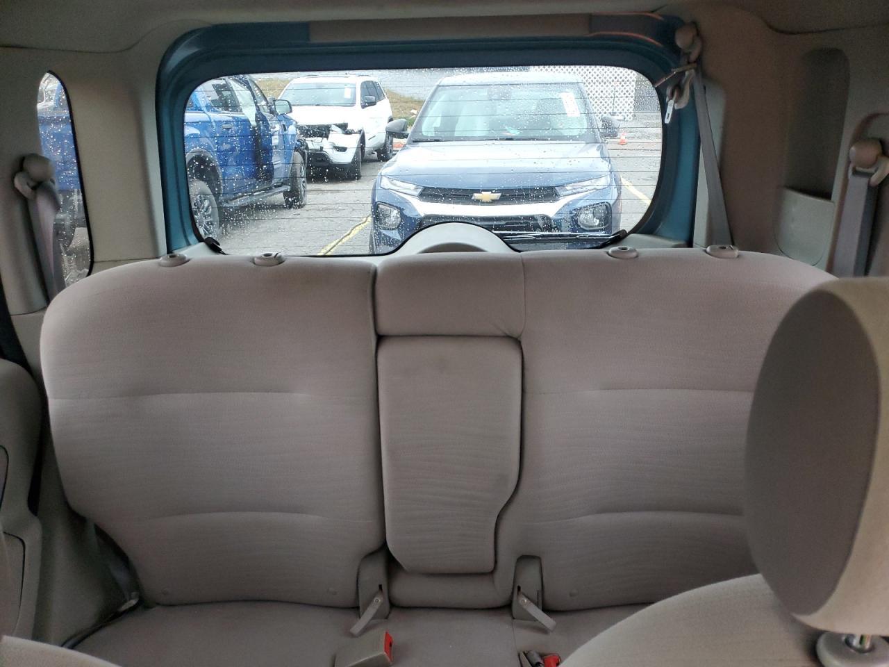2010 NISSAN CUBE